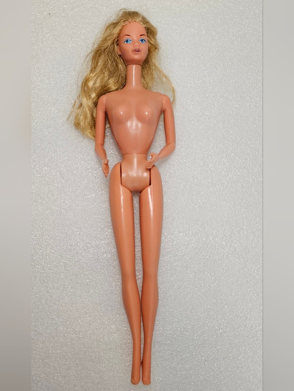 Vintage 1978 Mattel Kissing Barbie Doll